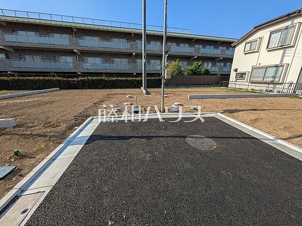 周辺環境はもちろん、日当たりや設備仕様など、実際に行ってみないと分からないことも多くございます。営業担当がご案内いたしますので、お気軽にお問い合わせください。 【練馬区下石神井3丁目】