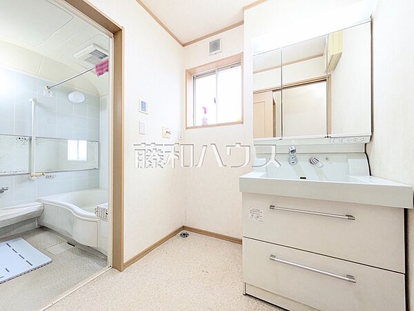 洗面室　【東村山市諏訪町1丁目】
