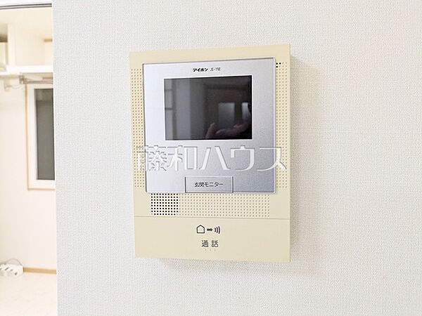 TVモニター付きインターホン　【東村山市諏訪町1丁目】 訪問者がわかるTVモニター付インターホンは、お子様のお留守番にも活躍するかも？！