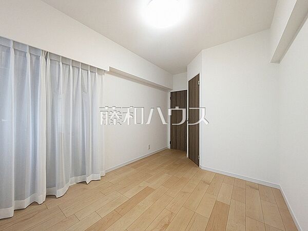 居室　【レクセルガーデン朝霞台】