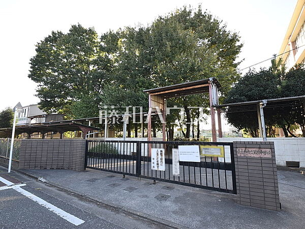 東大和市立第三中学校 (630m)