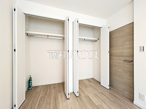 収納　【志木ニュータウン南の森壱番街11号棟】