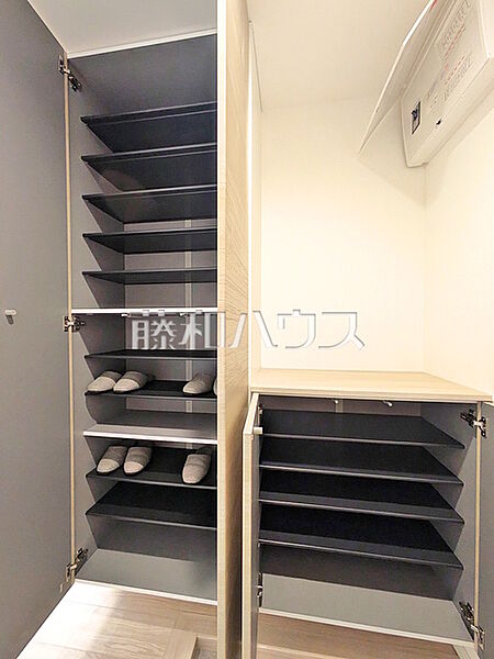 収納　【志木ニュータウン南の森壱番街11号棟】