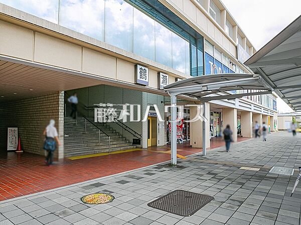 鶴瀬駅 (689m)