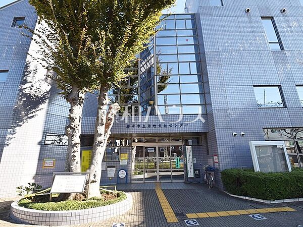 府中市立片町図書館 (1070m)