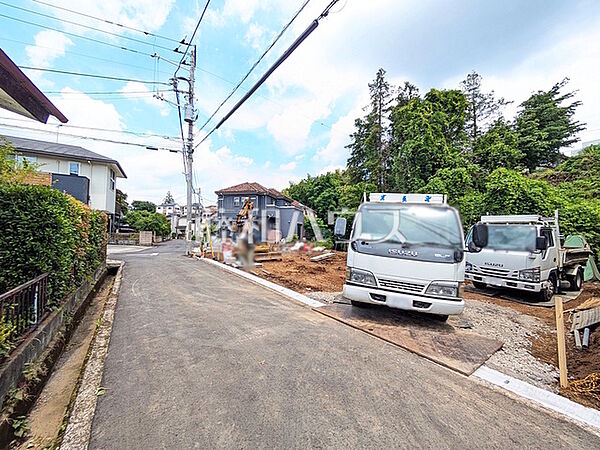 接道状況および現場風景　【八王子市寺田町】