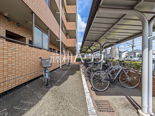 駐車場　【ダイアパレス西立川】