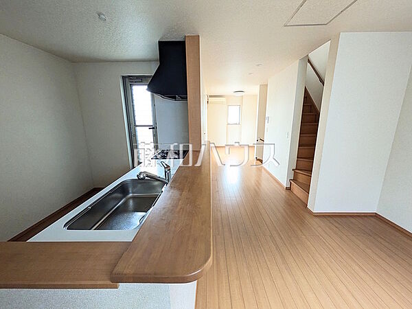 キッチン　【東久留米市本町3丁目】