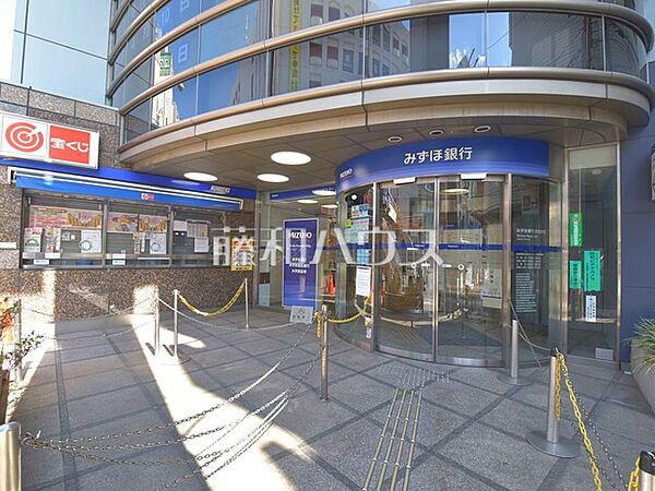 みずほ銀行荻窪支店 (1000m)