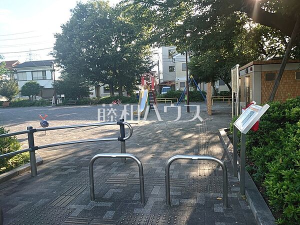 むさしの児童遊園 (400m)