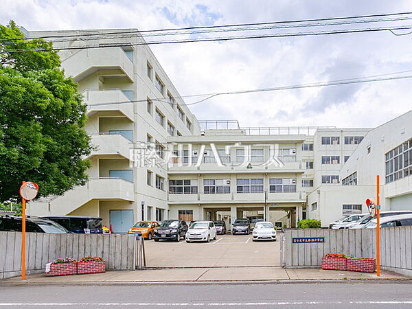 富士見市勝瀬中学校 (670m)