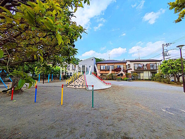 練馬区立もみじ公園 (1050m)