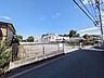外観：接道状況および現場風景　【調布市仙川町2丁目】