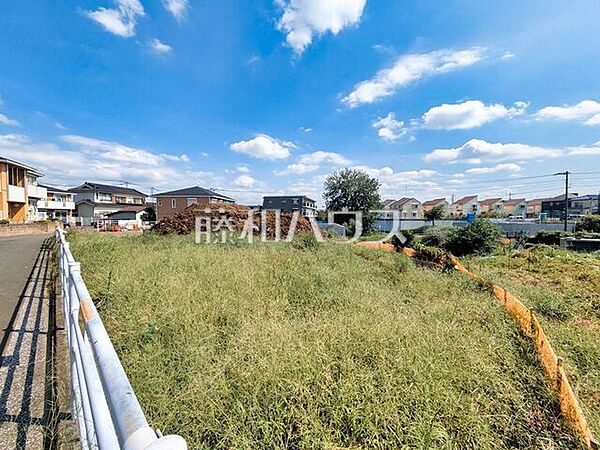 充実した新たな生活を、「あったらいいな」がある、この地から始めてみませんか？鮮やかな青空と暮らすこの土地で・・・。 【東久留米市新川町1丁目】