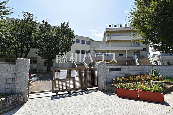 調布市立多摩川小学校 (480m)