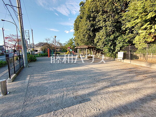 いなり橋児童公園 (450m)