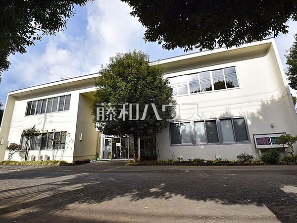 小平市立中央図書館 上水南分室 (830m)