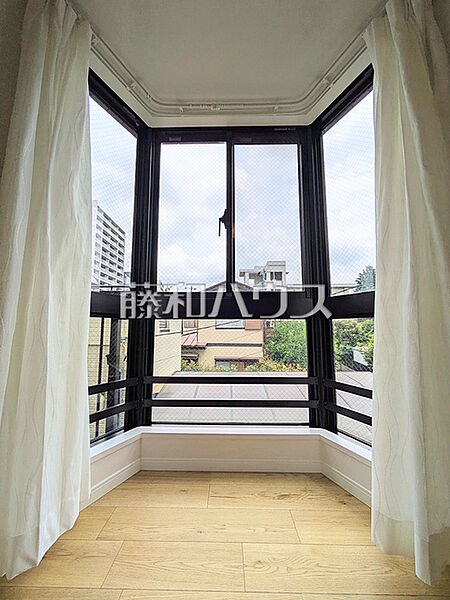 ≪居室出窓≫【レクセルマンション府中】
