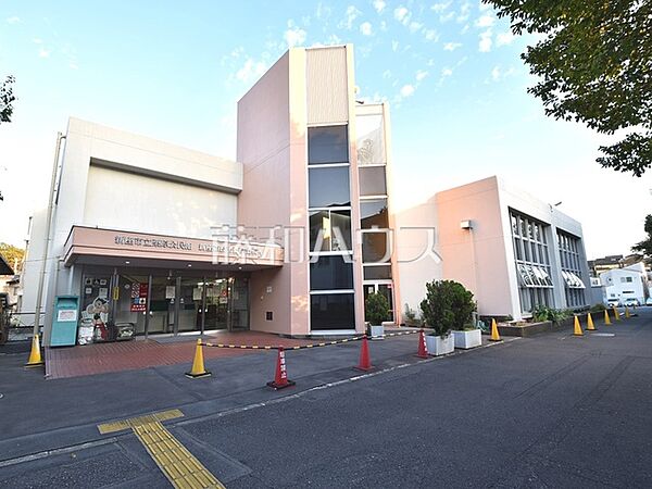 新座市立栗原公民館 (280m)