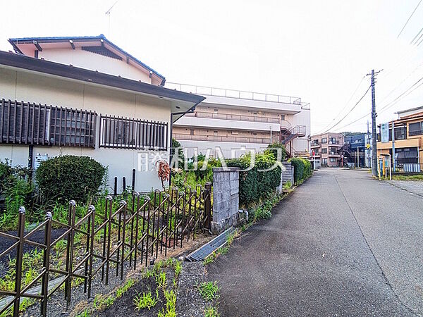 接道状況および現場風景　【八王子市寺田町】