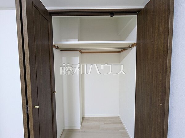 居室　【ドラゴンマンション日野壱番館】