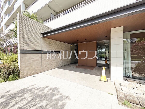 エントランスを拡大表示