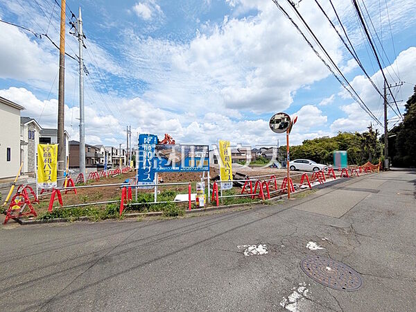 接道状況および現場風景　【調布市東つつじケ丘3丁目】