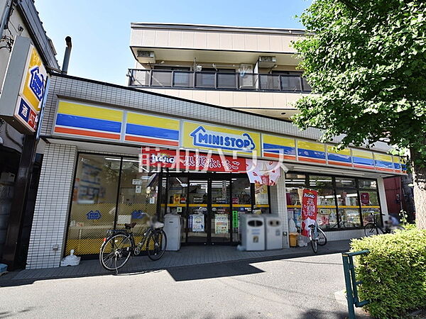 ミニストップ 狛江岩戸北店 (1570m)
