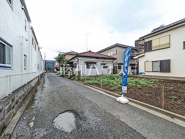 接道状況および現場風景　【新座市野火止1丁目】