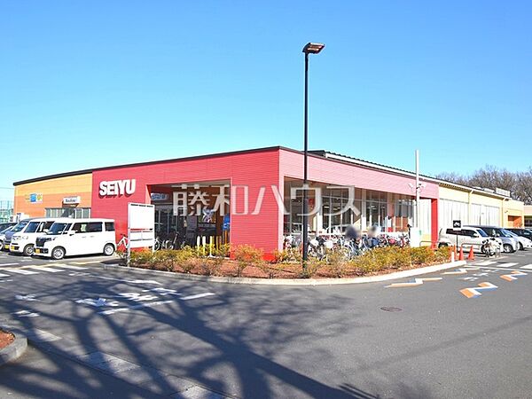 西友東久留米店 (580m)
