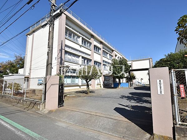 東大和市立第三小学校 (710m)