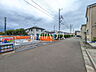 外観：接道状況および現場風景　【小平市小川町1丁目】