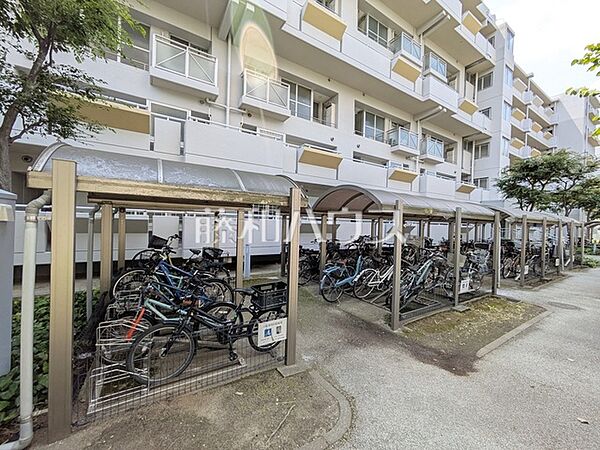 駐輪場　【長峰杜の3番街1号棟】