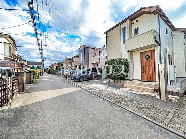 接道状況および現場風景　【小平市小川町1丁目】