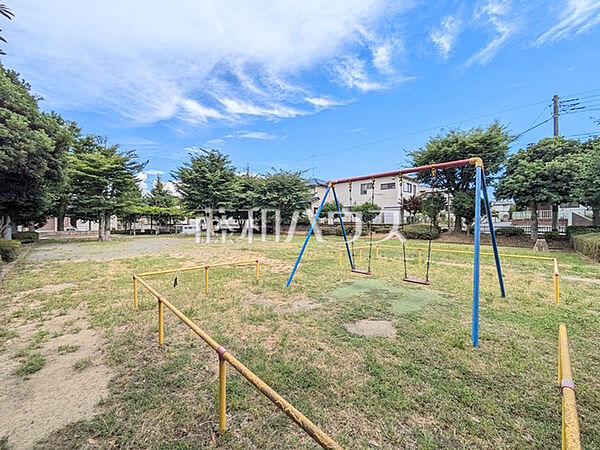 北野台ひざかり公園 (1220m)