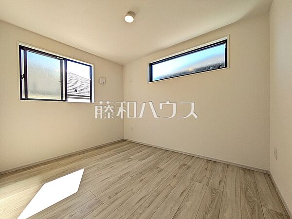 寝室を拡大表示