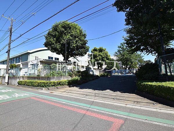 小平市立小平第十四小学校 (420m)