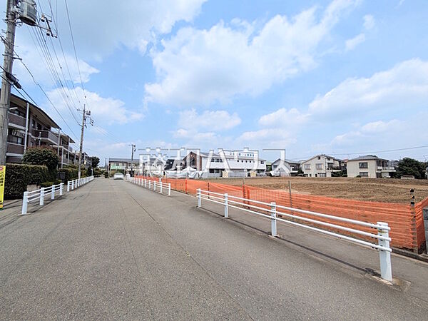 接道状況および現場風景　【小平市仲町】