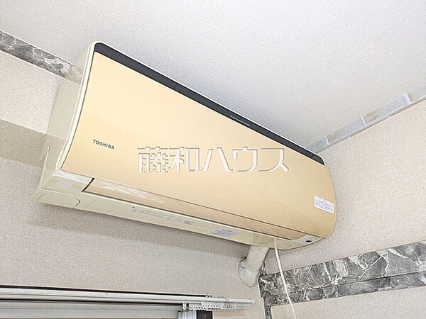 エアコン　【メイゾン立川二番館】