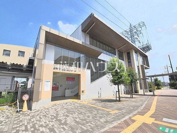 西武立川駅 (1600m)