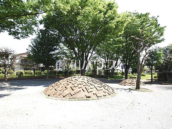 調布市立柴崎公園 (460m)