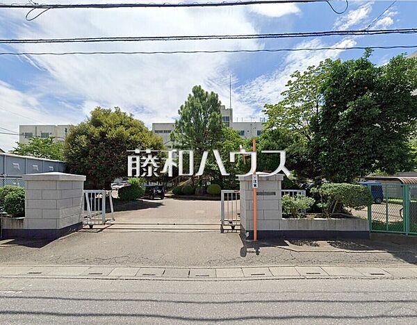 所沢市立柳瀬中学校 (1650m)