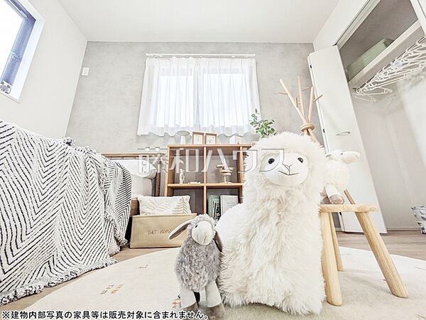 ◆モデルハウス　居室◆ 家具を置くスペースが確保しやすい収納付き居室
