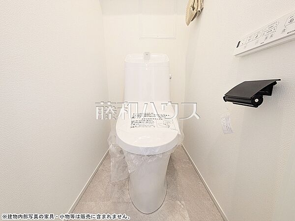 ≪トイレ≫温水洗浄機能付きトイレで清潔にご使用いただけます。　　【パークサイド砧】