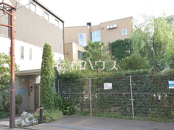杉並の家ちゅうりっぷ保育園 (1230m)