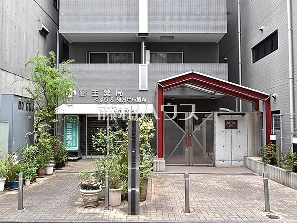 エントランス　【ラヴェンナ高円寺】