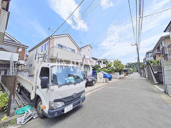接道状況および現場風景　【日野市南平1丁目】