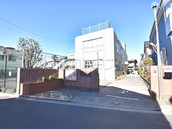 芝久保コミュニティセンター (640m)