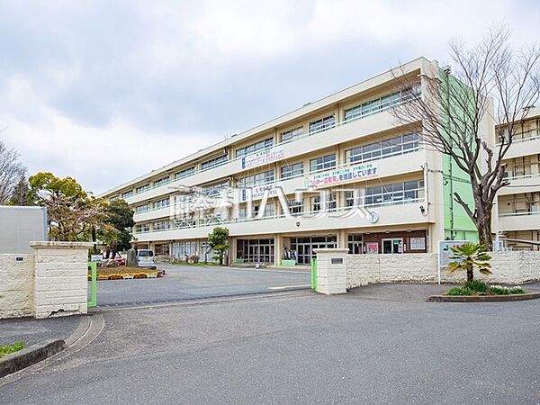 志木市立志木第二中学校 (350m)