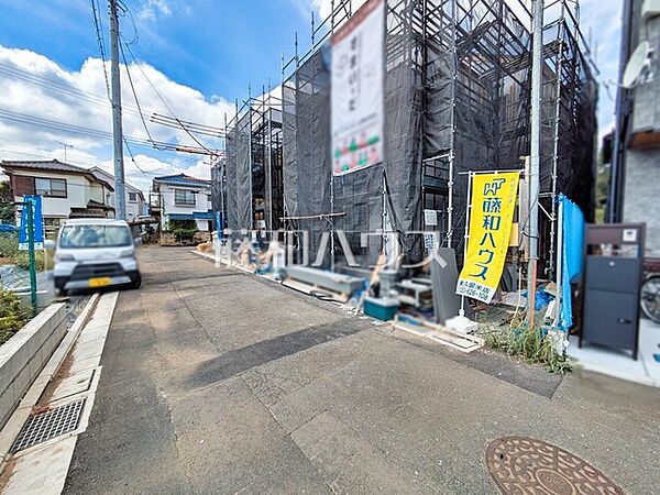 接道状況および現場風景　【西東京市中町6丁目】 平日のご案内も可能です。まずはお気軽にお問合せ下さいませ。